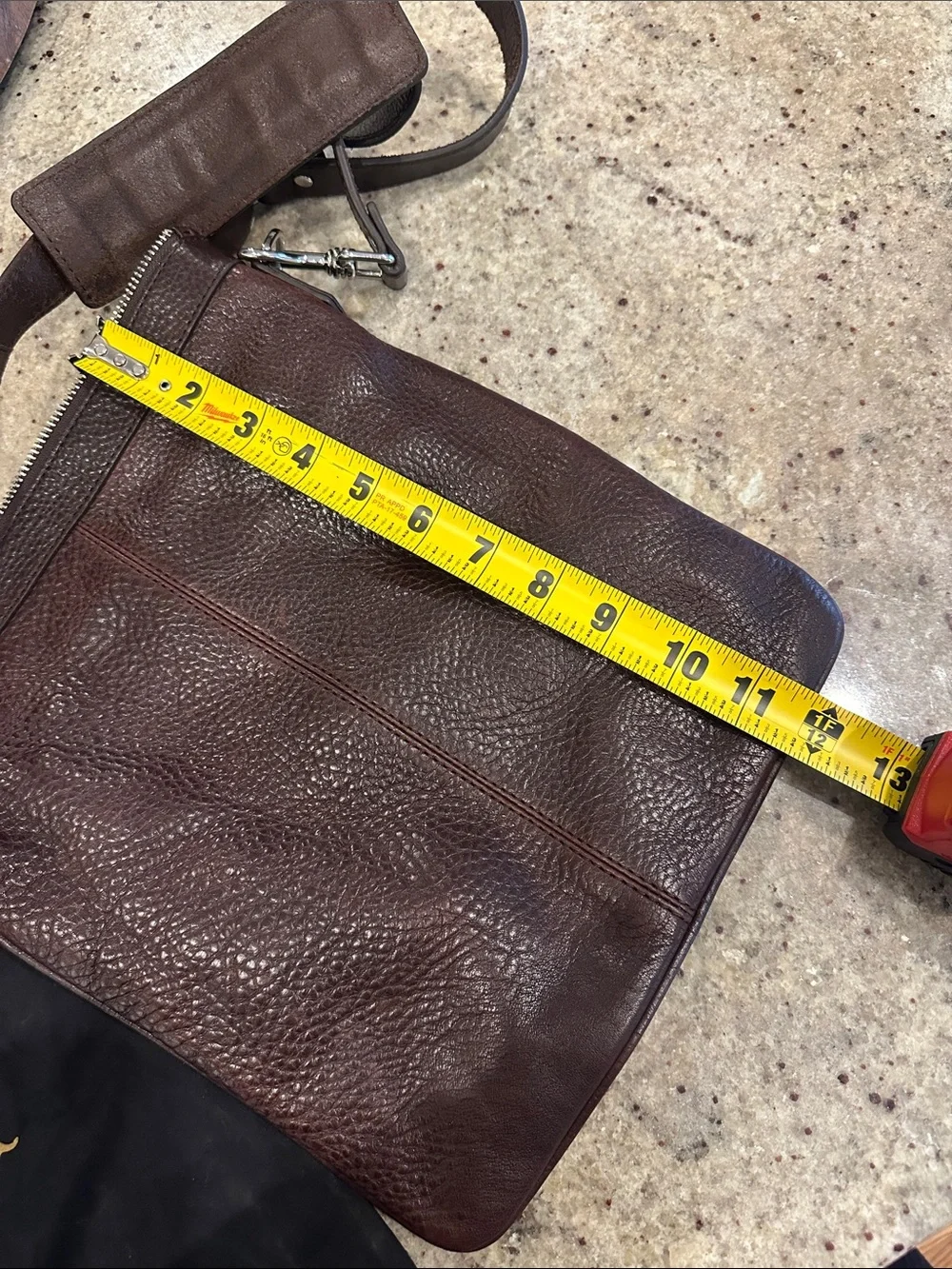 Massimo Dutti cross body shoulder bag - leather - chocolate brown w dust bag NWT